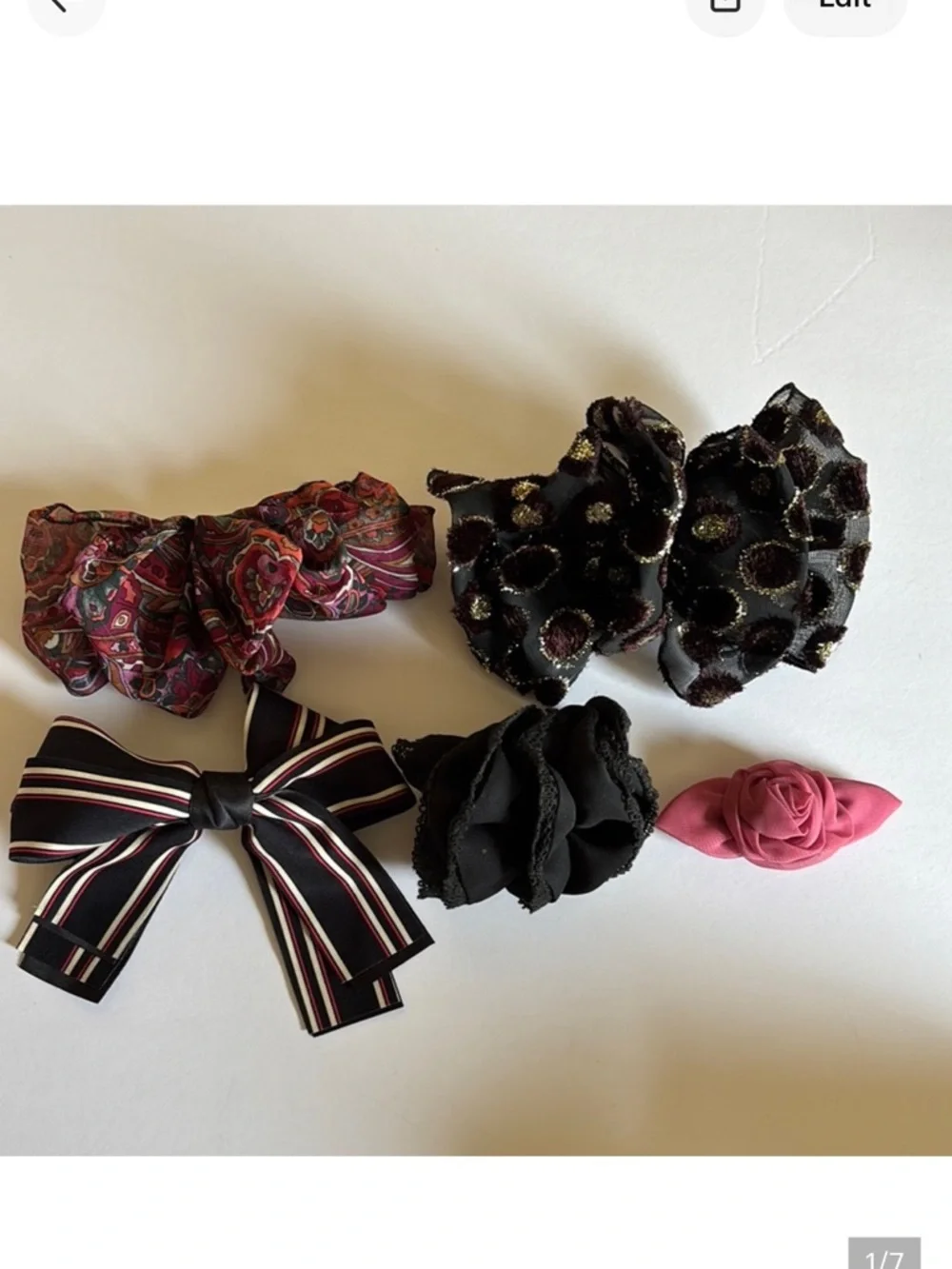 5 hair clip-ons
